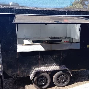 CARRO FOOD TRUCK  DE 3 METROS  EQUIPADO